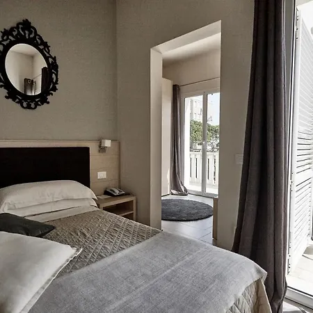 Hotel Rouge International 4*